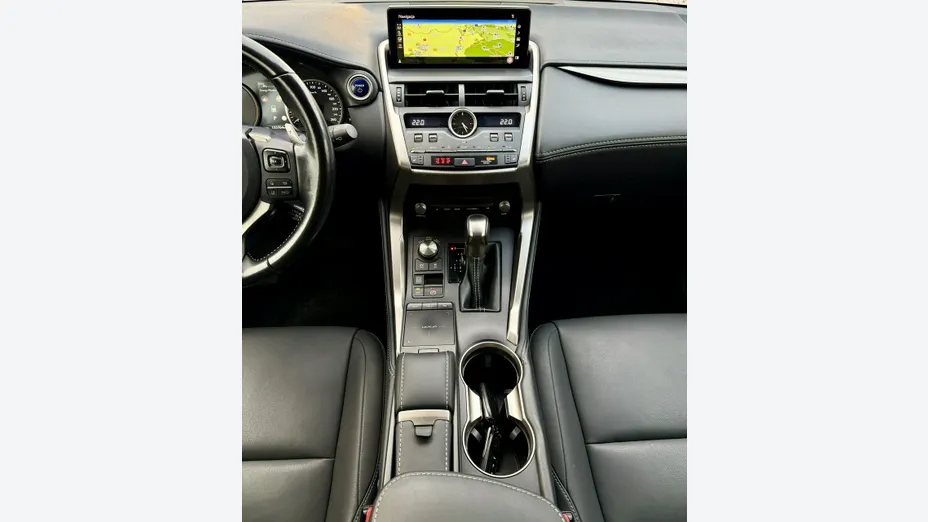 LEXUS NX -