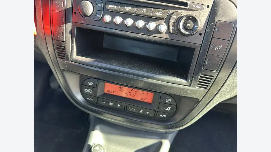 CITROEN C3 -