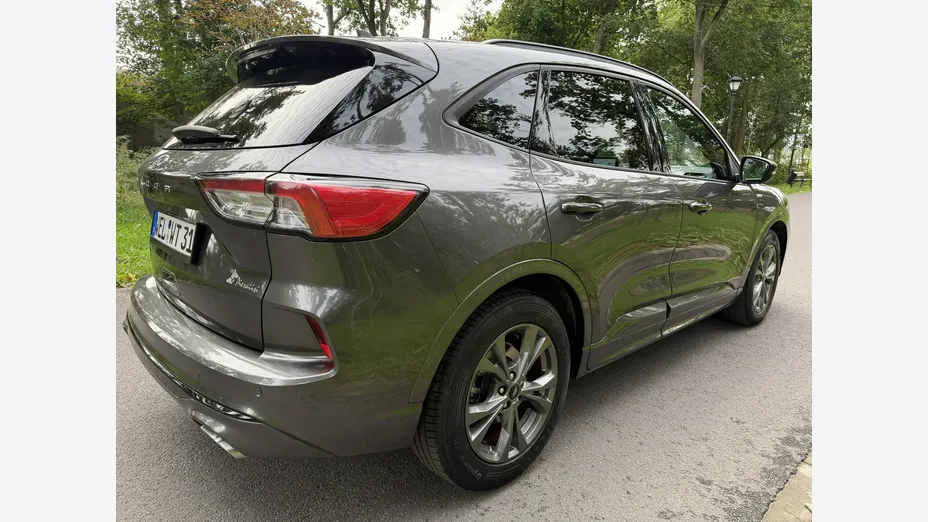 FORD Kuga -