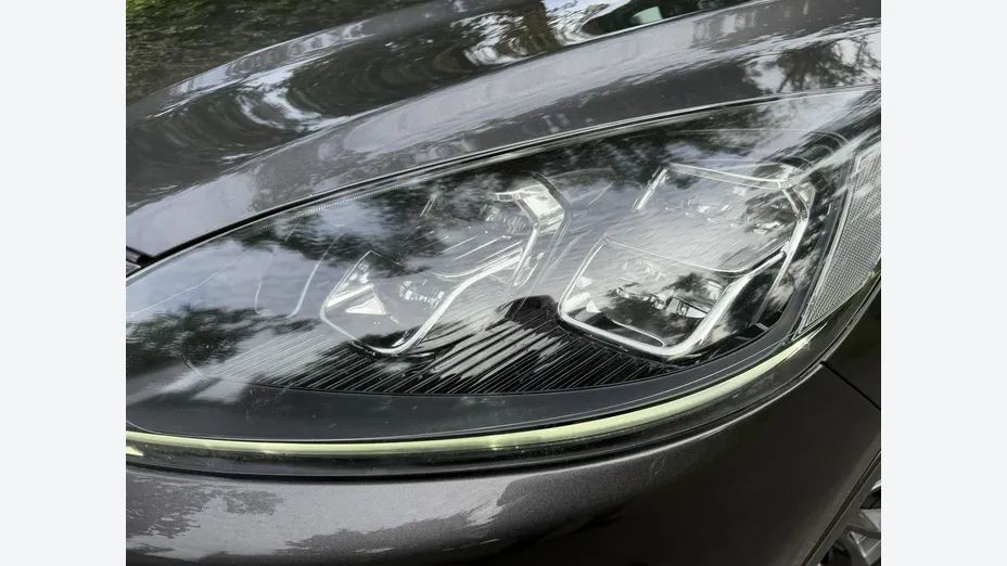 FORD Kuga -