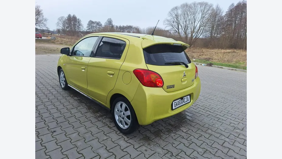 MITSUBISHI Space Star -