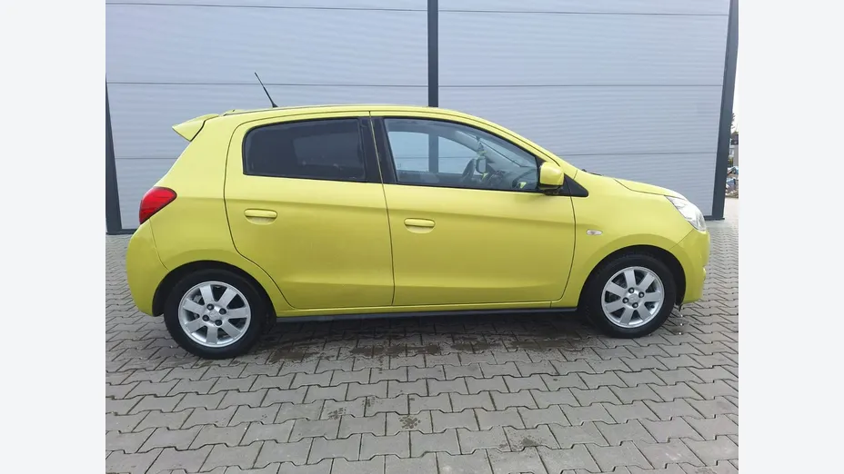 MITSUBISHI Space Star -