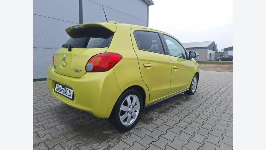 MITSUBISHI Space Star -