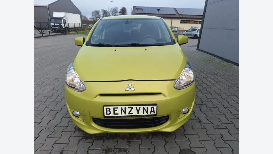 MITSUBISHI Space Star -