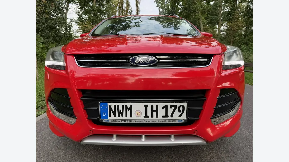 FORD Kuga -