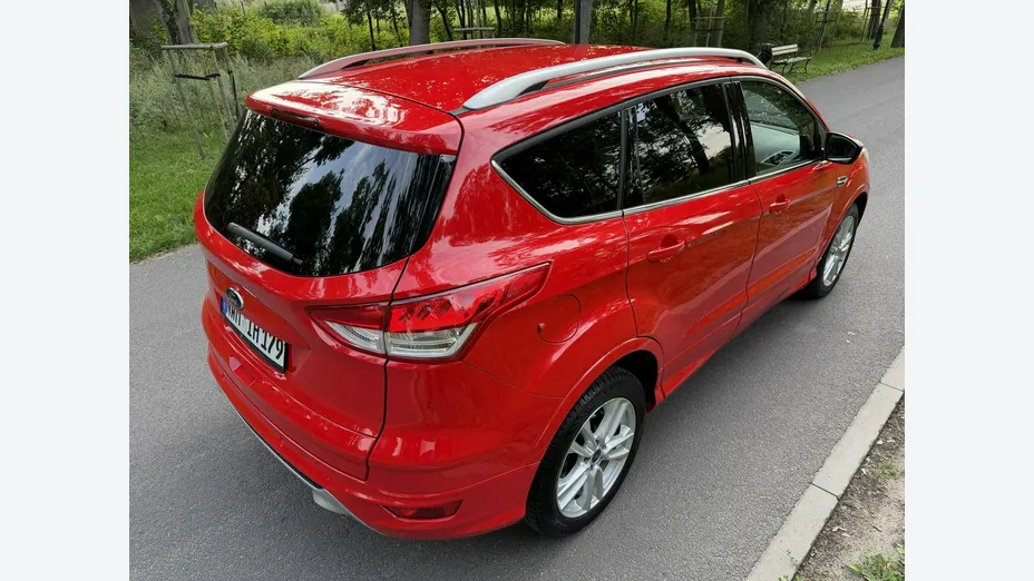FORD Kuga -