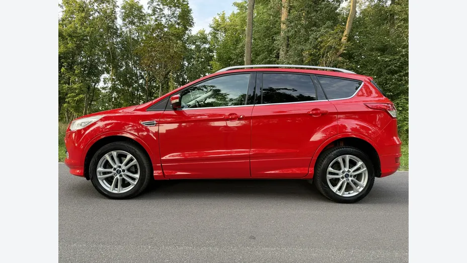 FORD Kuga -