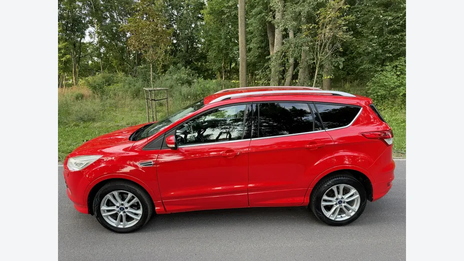 FORD Kuga -