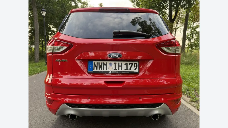 FORD Kuga -