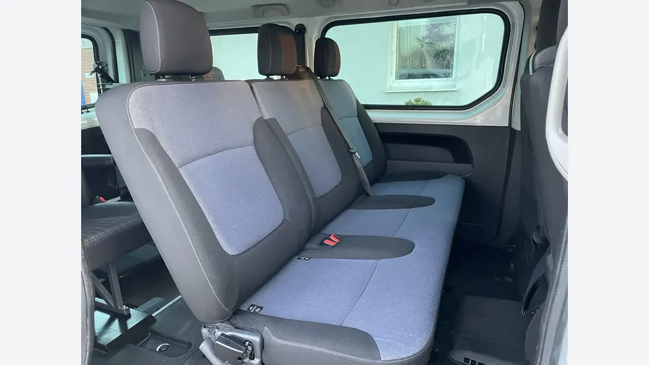 OPEL Vivaro -