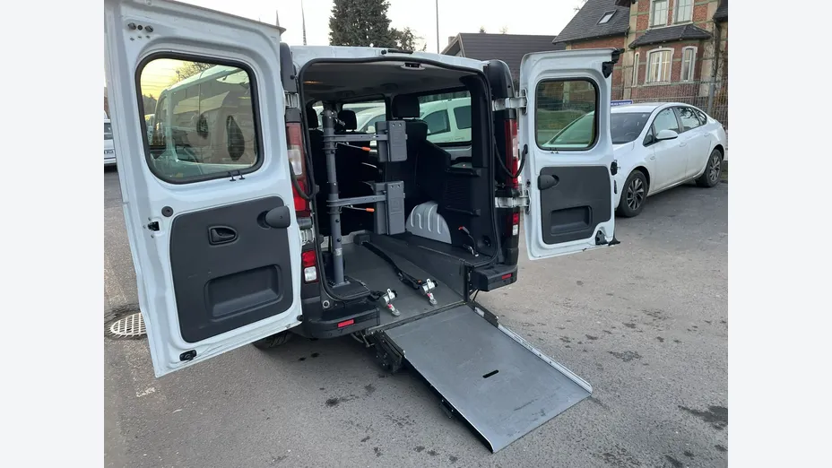 OPEL Vivaro -