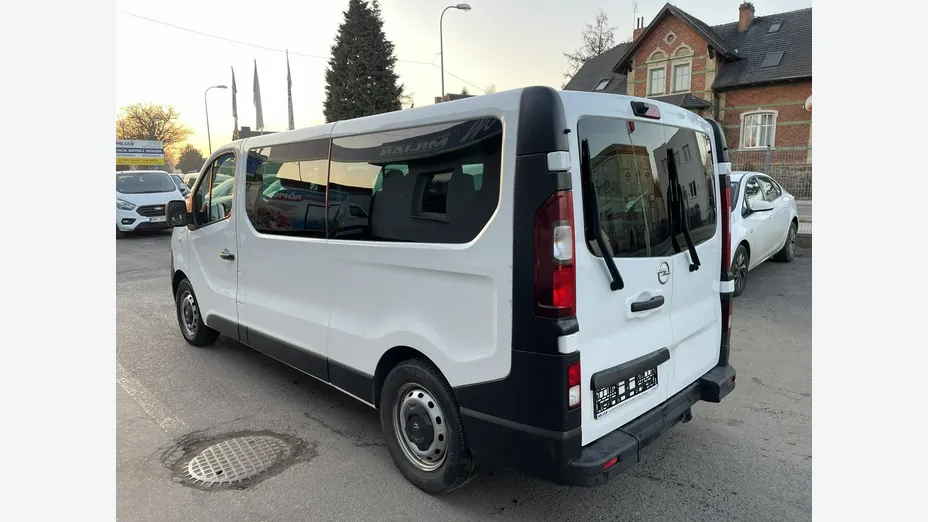 OPEL Vivaro -