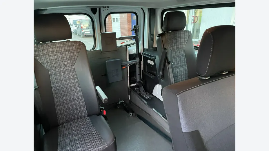 OPEL Vivaro -