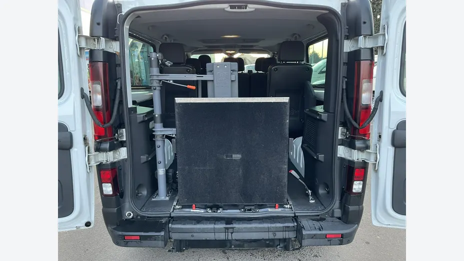 OPEL Vivaro -