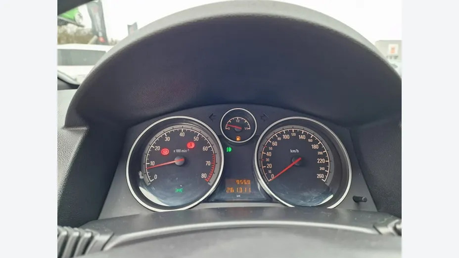 OPEL Astra -