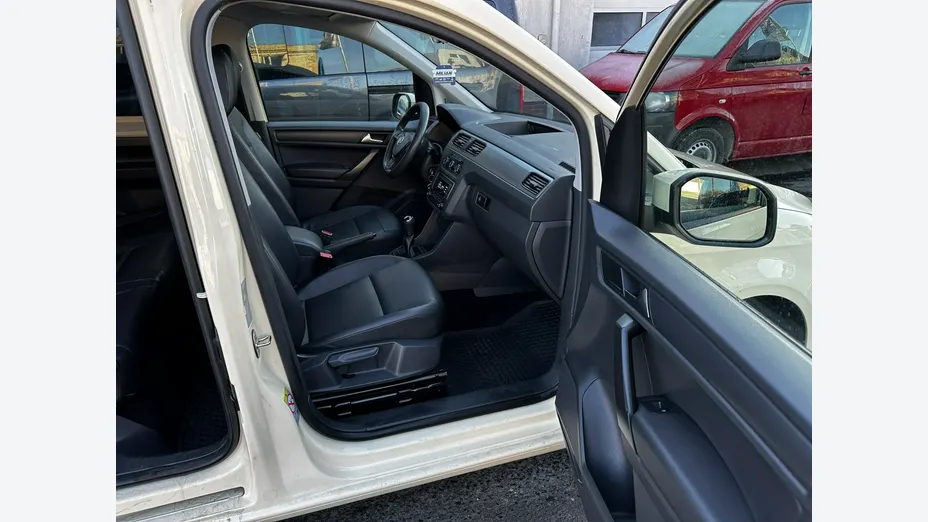 VOLKSWAGEN Caddy -