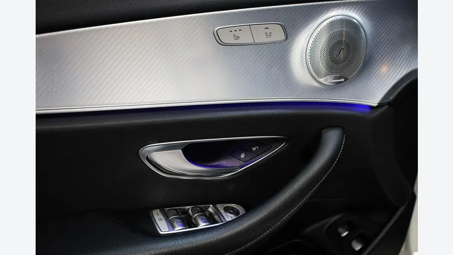 MERCEDES-BENZ E Klasa -