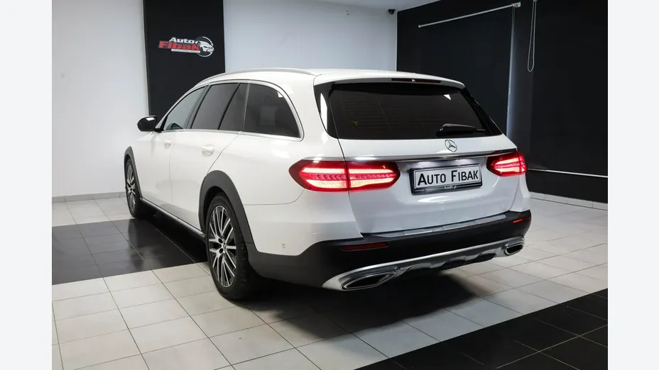 MERCEDES-BENZ E Klasa -