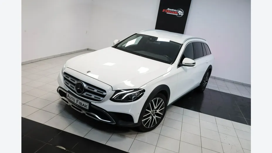MERCEDES-BENZ E Klasa -