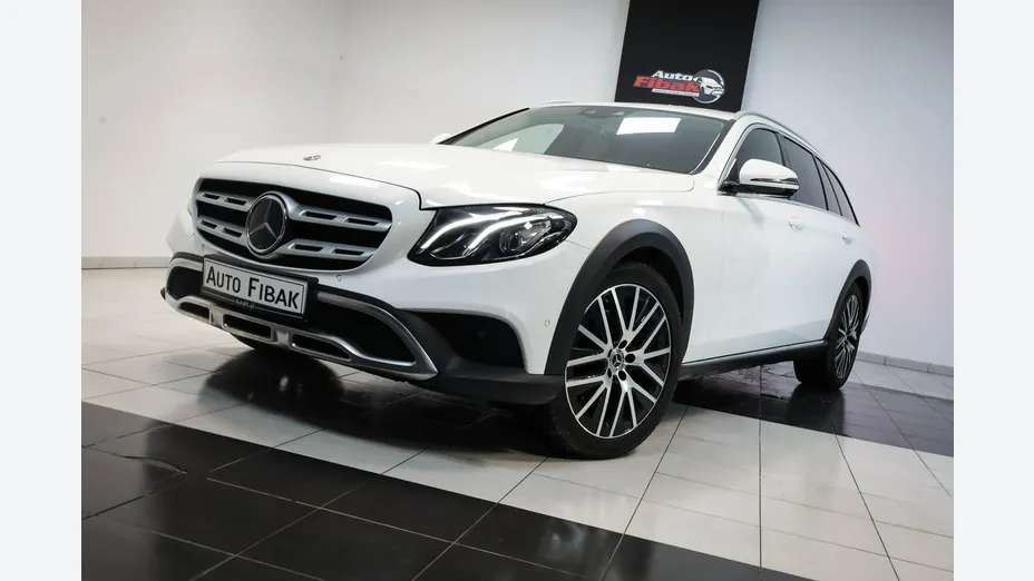MERCEDES-BENZ E Klasa -