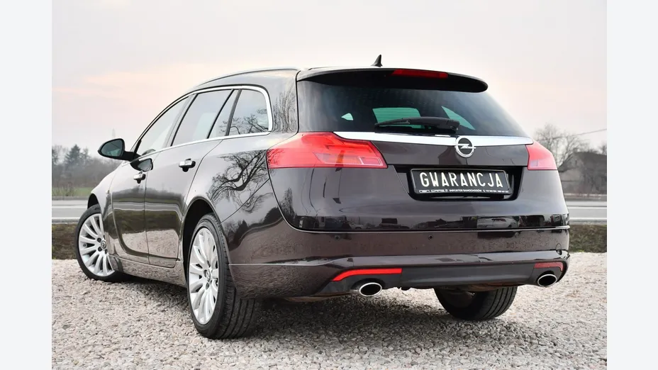 OPEL Insignia -