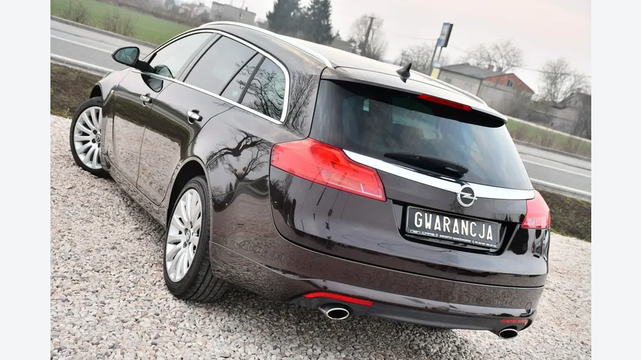 OPEL Insignia -