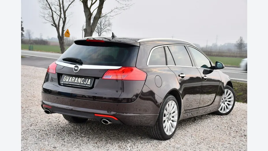 OPEL Insignia -