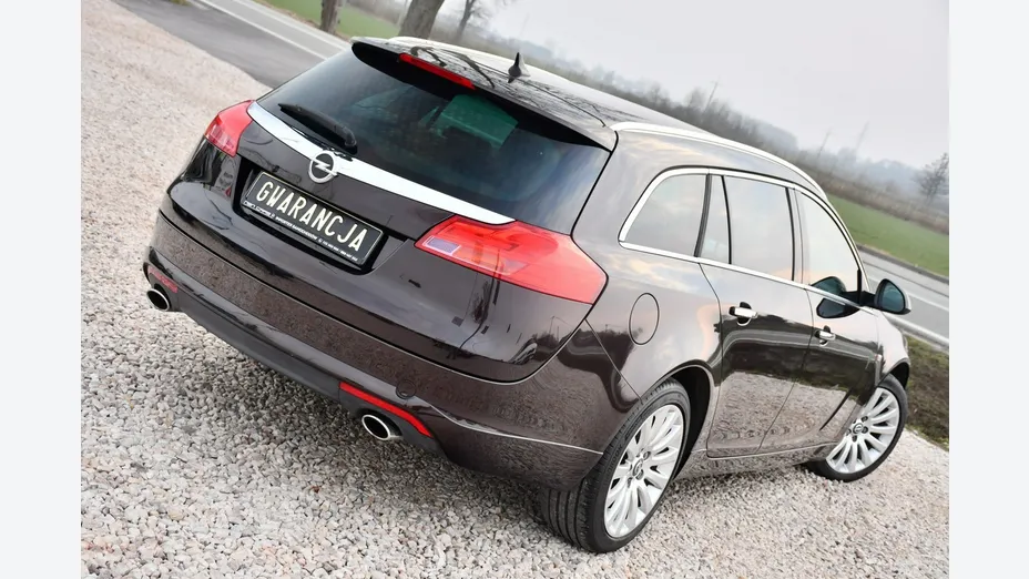 OPEL Insignia -