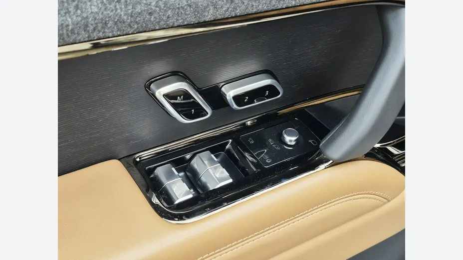 LAND ROVER Range Rover Sport -