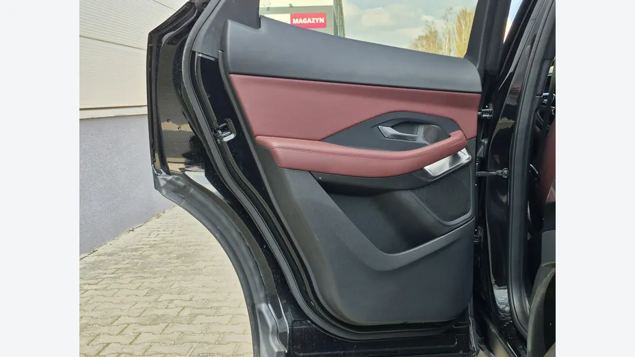 JAGUAR E-Pace -