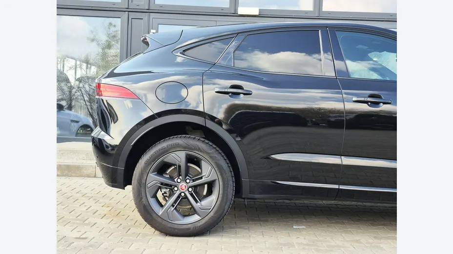 JAGUAR E-Pace -