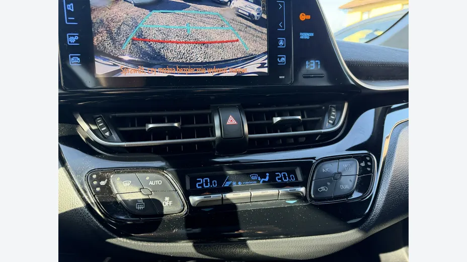 TOYOTA C-HR -