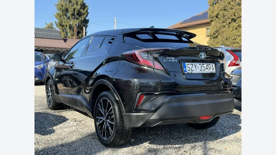 TOYOTA C-HR -
