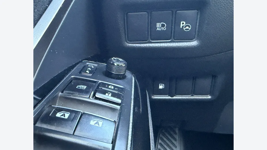 TOYOTA C-HR -