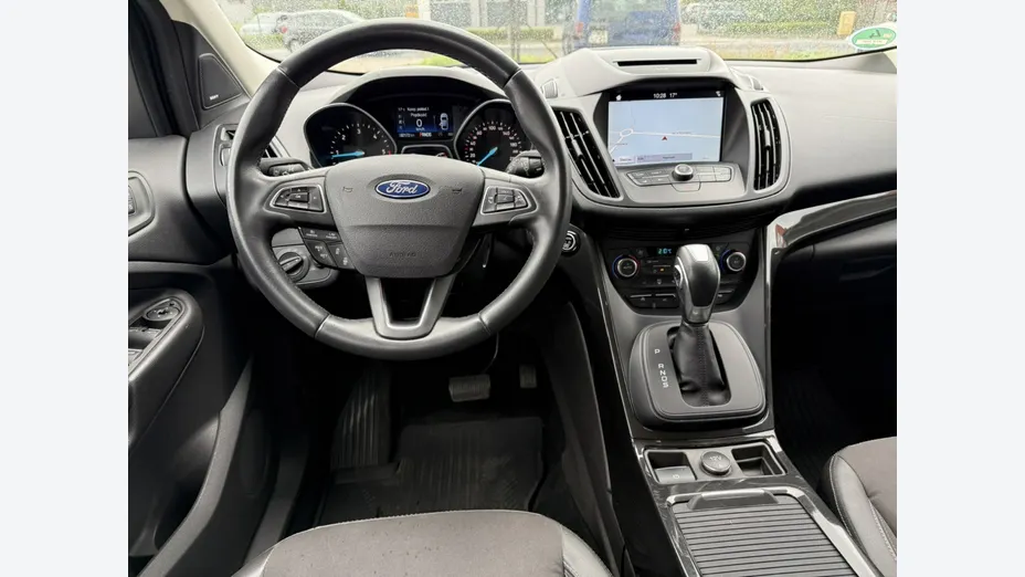 FORD Kuga -