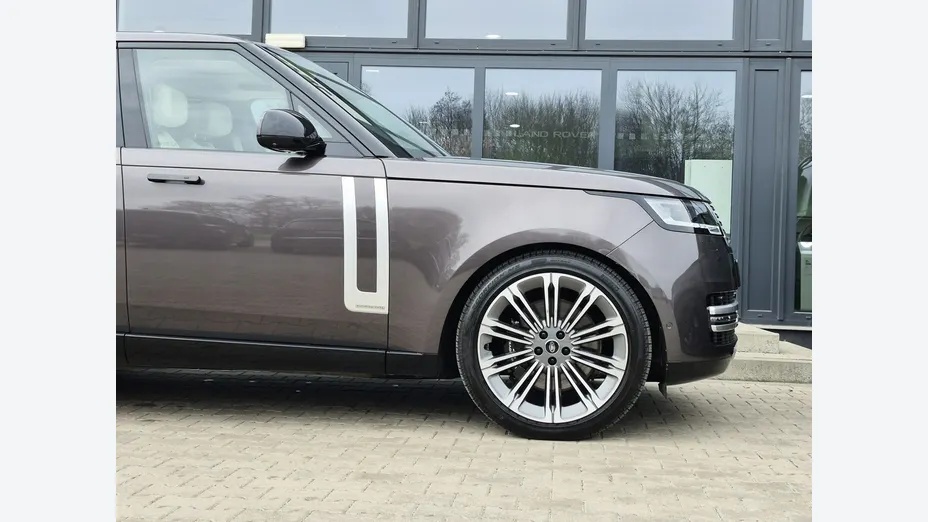 LAND ROVER Range Rover -