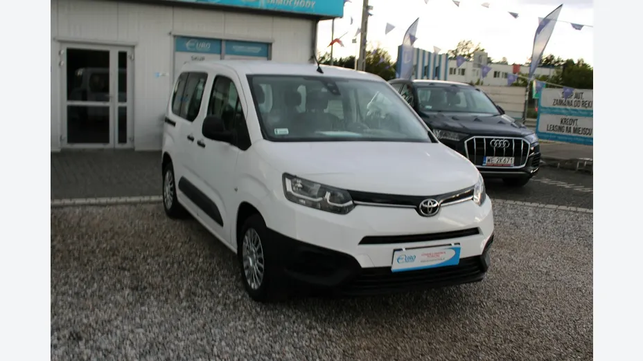 TOYOTA Proace City -