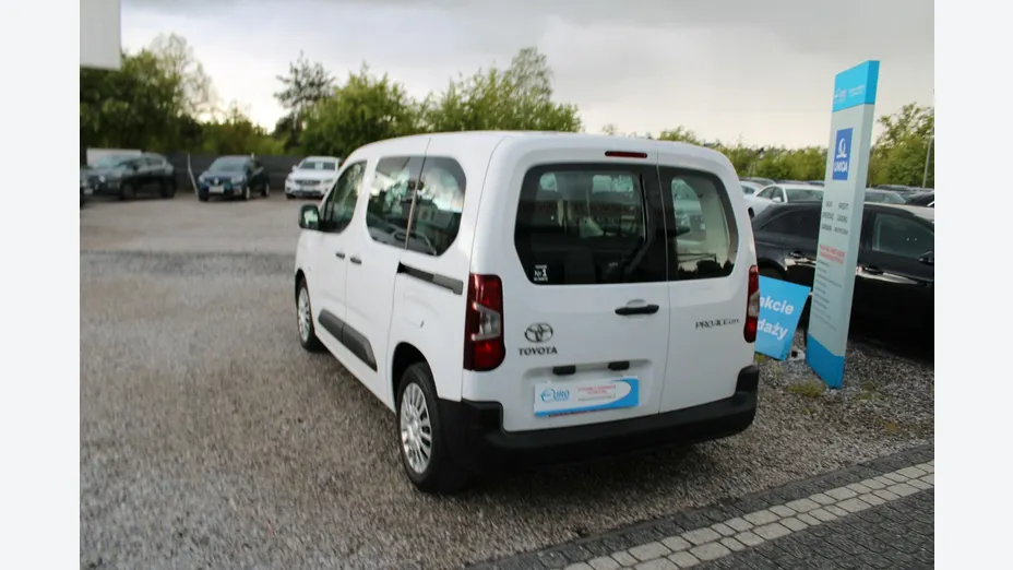 TOYOTA Proace City -