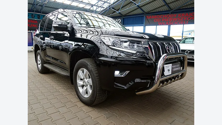TOYOTA Land Cruiser -