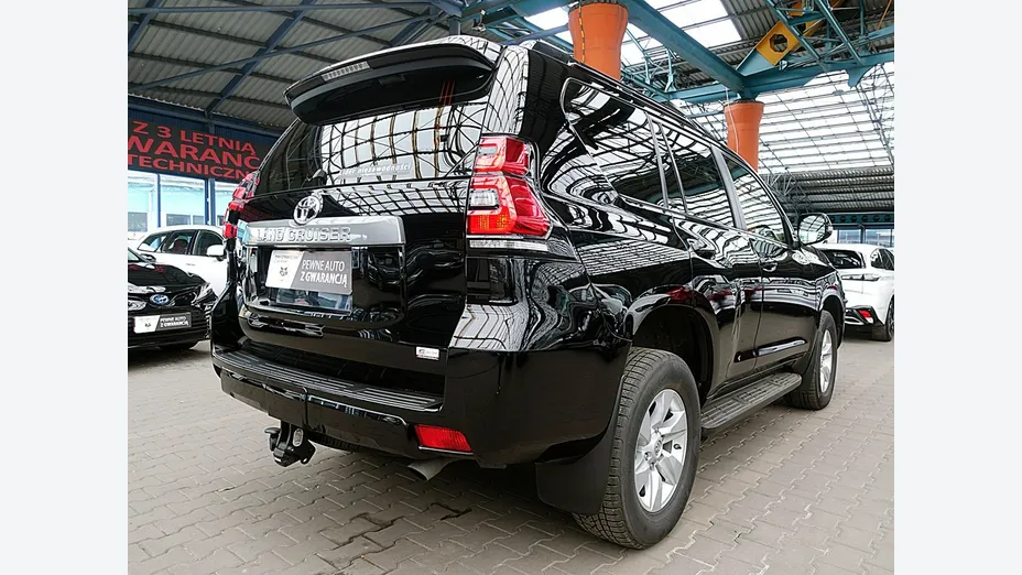 TOYOTA Land Cruiser -
