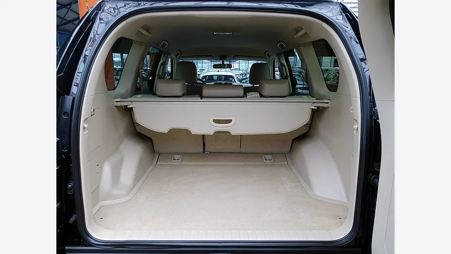 TOYOTA Land Cruiser -