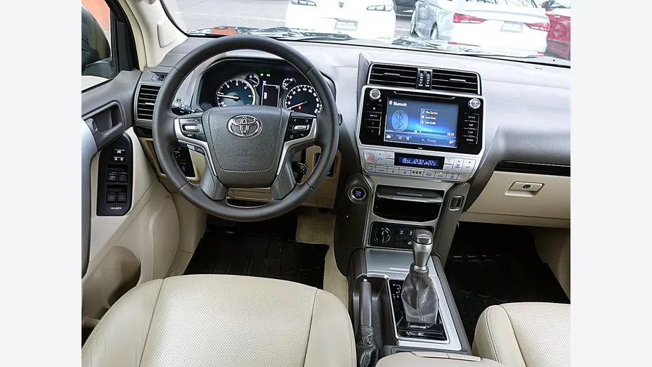 TOYOTA Land Cruiser -