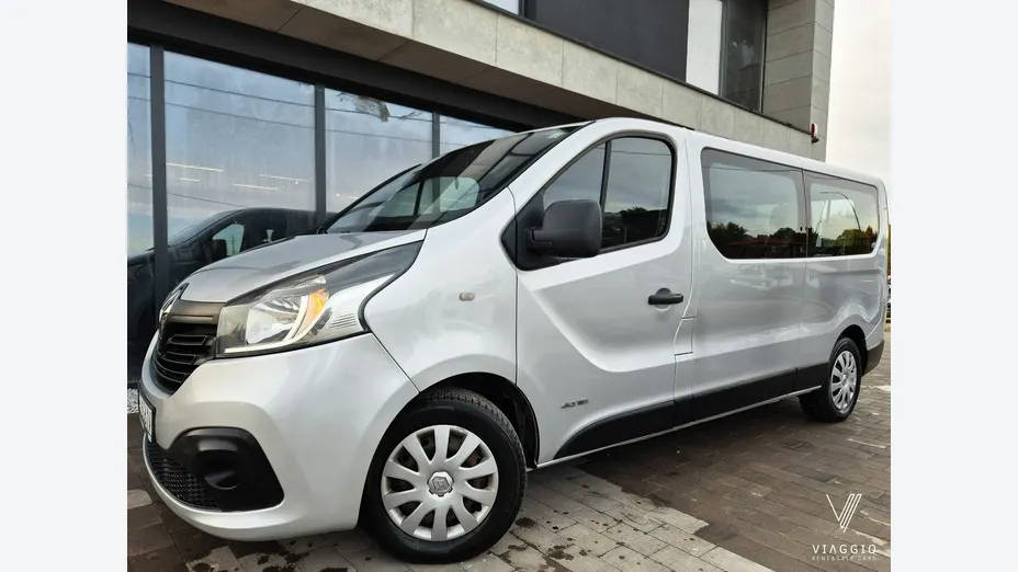 RENAULT Trafic -