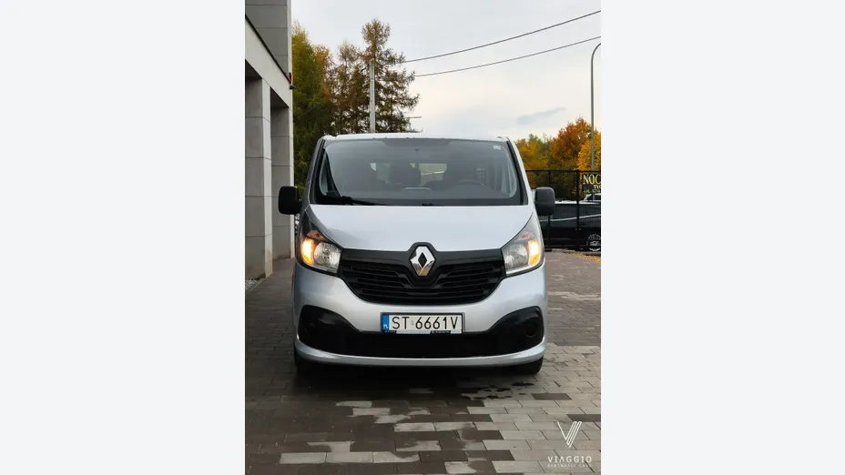 RENAULT Trafic -