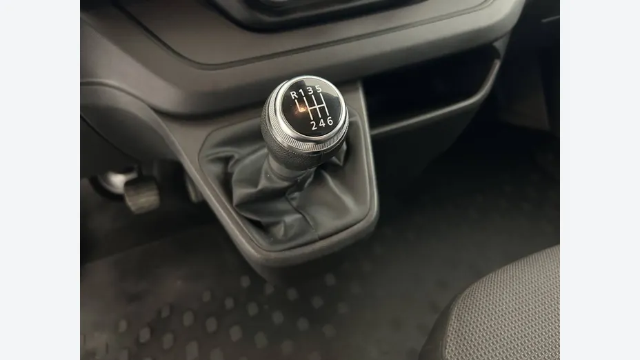 RENAULT Trafic -