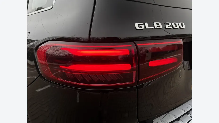 MERCEDES-BENZ GLB GLB 200 mHEV Progressive 7G-DCT