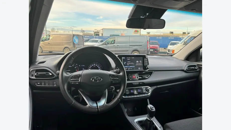 HYUNDAI i30 i30 1.0 T-GDI Smart