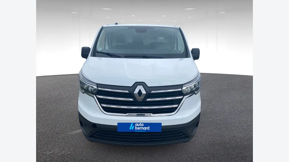 RENAULT Trafic -