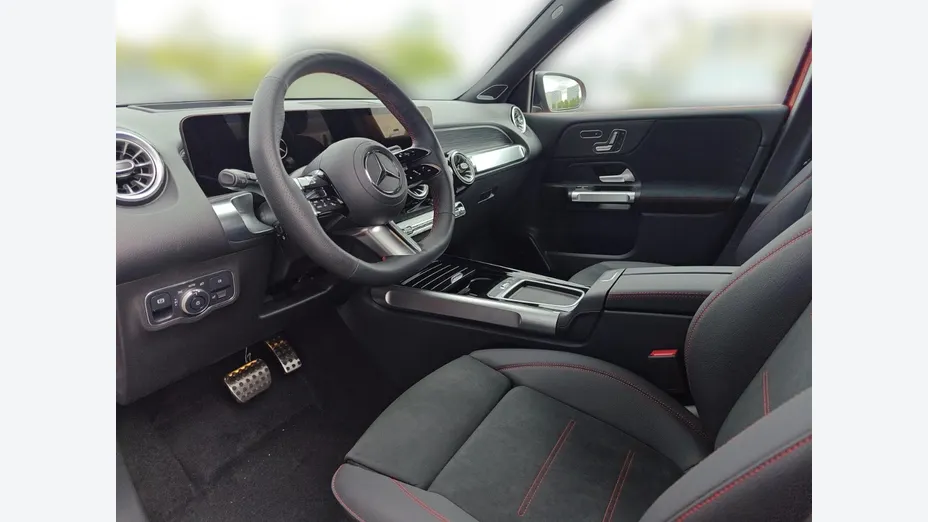 MERCEDES-BENZ GLB GLB 180 mHEV AMG Line 7G-DCT Nowy