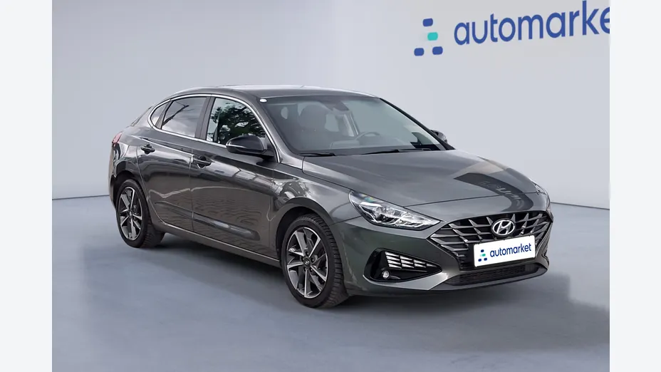 HYUNDAI i30 i30 Fastback 1.5 T-GDI 48V Smart DCT